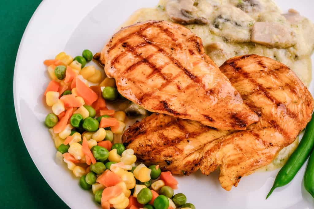 Alimentos ricos en proteínas para entrenamiento muscular