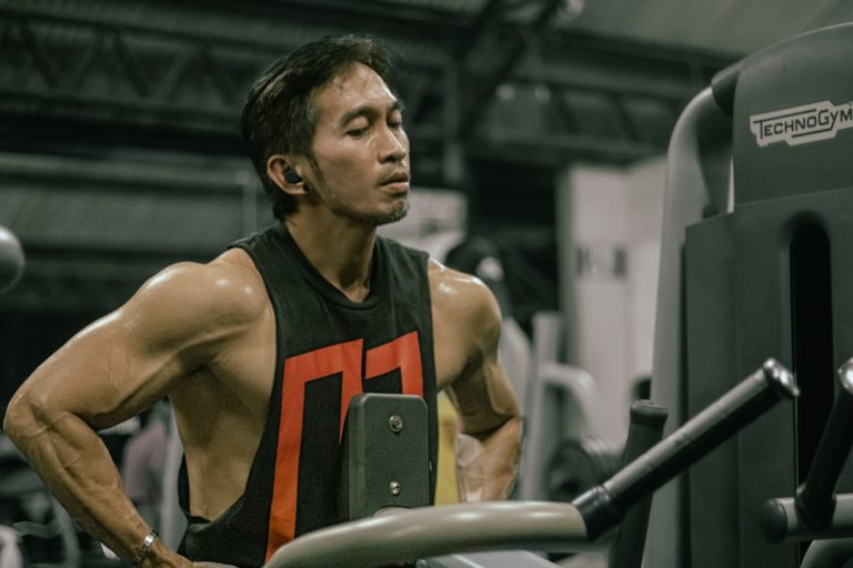 Aumenta tu fuerza y definición: Cómo mejorar la masa muscular de manera efectiva